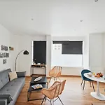 Superbe Appartement De 2 Pieces